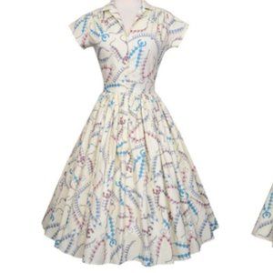 Bernie Dexter Drive in Dress in Squash Blossom Print Off White Size 2X